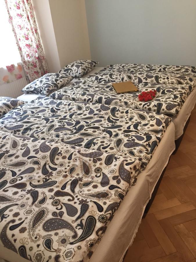 Condo In Vinohrady Praha Bagian luar foto