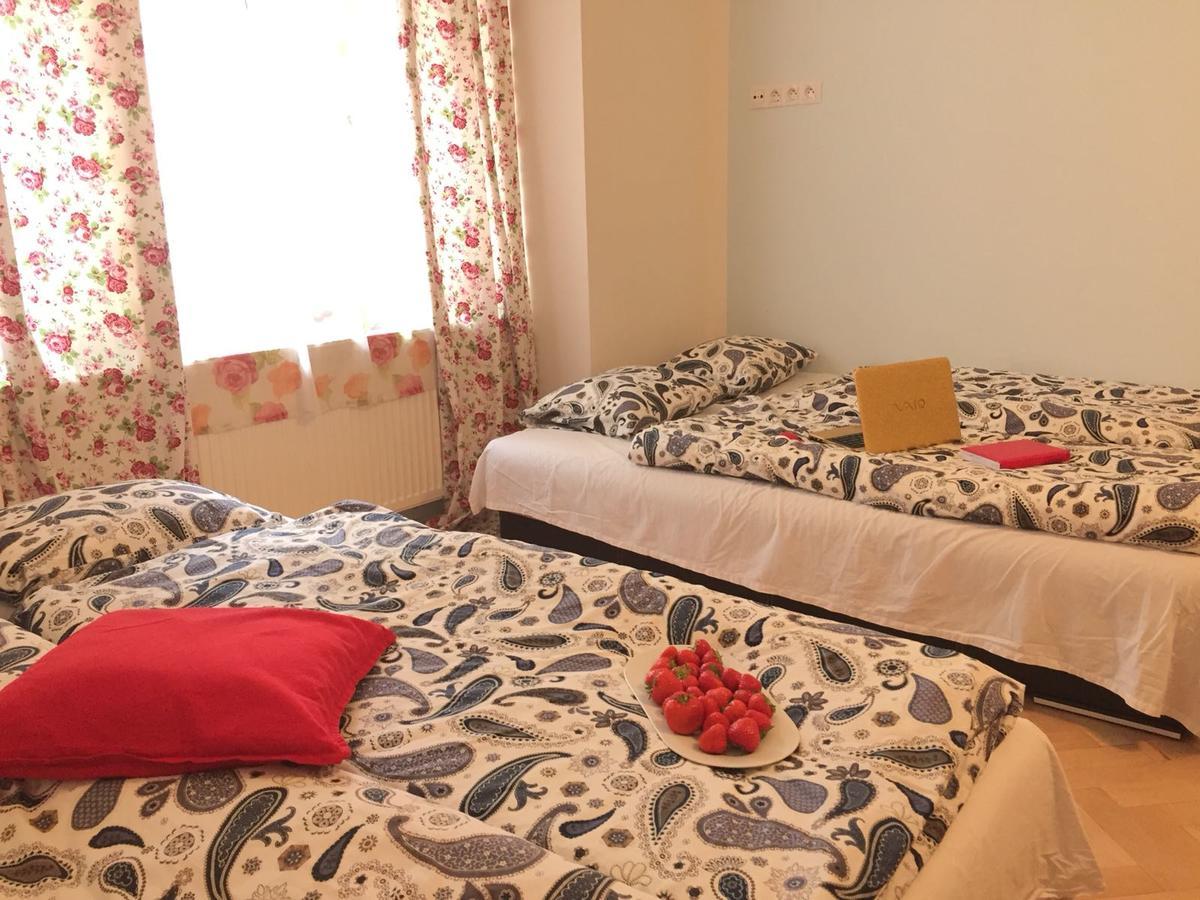 Condo In Vinohrady Praha Bagian luar foto